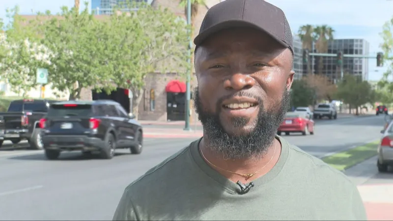 Las Vegas man gains social media following for picking up trash for free