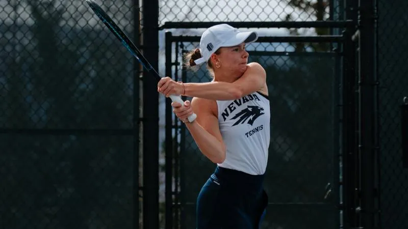 Janigova advances in singles, two doubles tandems advance at USTA SoCals
