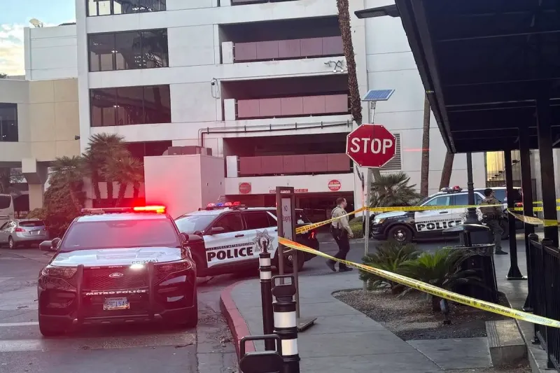 Police investigate stabbing at Las Vegas Strip resort