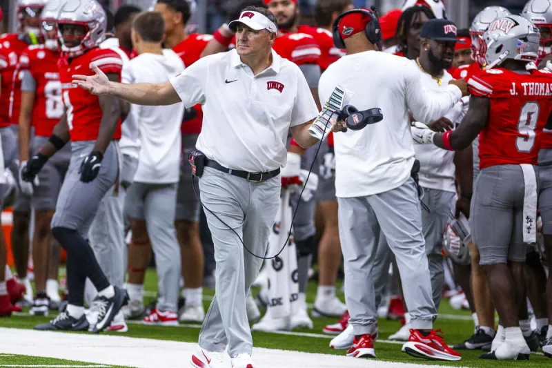 How to watch UNLV vs. Akron: TV channel, time, radio for Rebels' Week 4 matchup