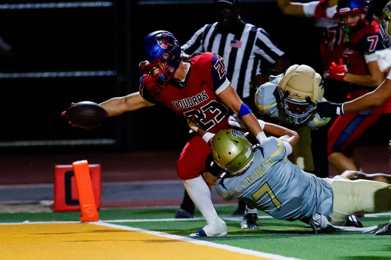 Coronado freshman QB plays like senior in victory over Foothill - PHOTOS