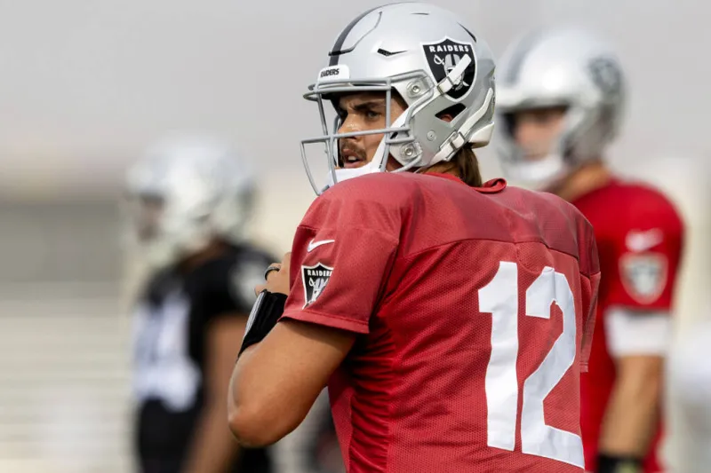 Raiders' Aidan O'Connell to miss 2nd straight game after father's death