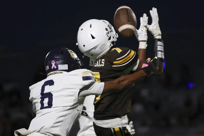 Prep football recap: CCSD independent Division II, III playing competitive games