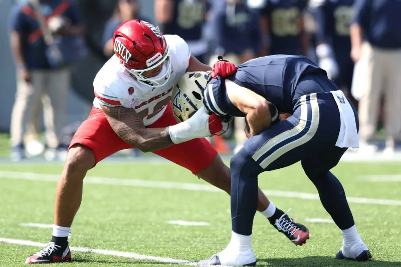 3 takeaways from UNLV football's blowout win at Akron