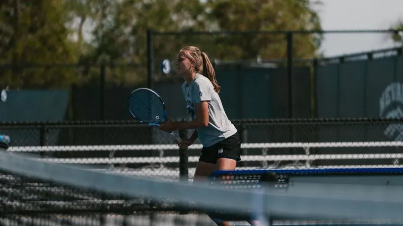 Robinson and Vagnerova fall in the semifinal to Arizona State duo