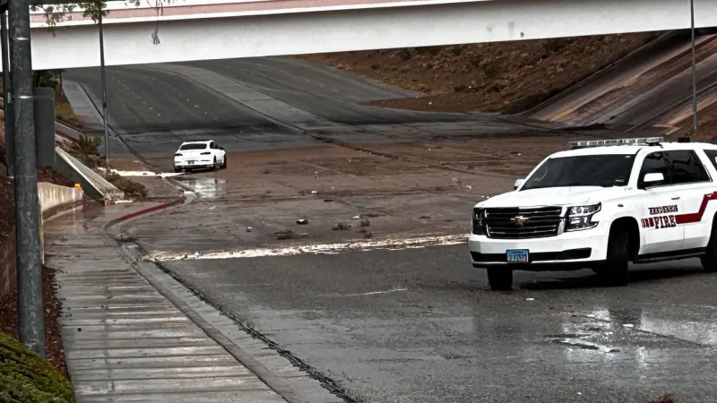 1 person rescued from stalled car after heavy rain hits Henderson