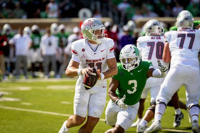 Arnold leads Rebels passing game to breakout performance with Cal up next