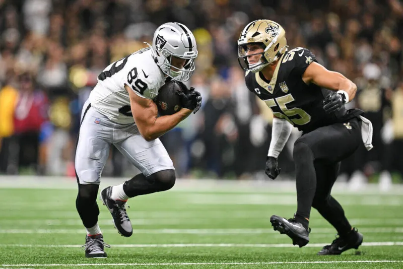 What we learned: A closer look at the Raiders' win over Saints and 3-0 start