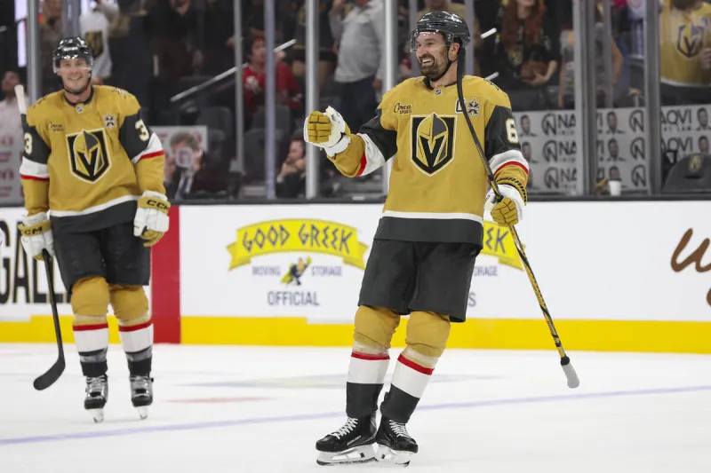 Golden Knights open Ryan Craig era with win over Blackhawks - PHOTOS