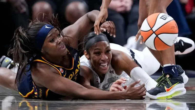 Clark & Mitchell post big games to help Fever even series with 99-89 win over Aces
