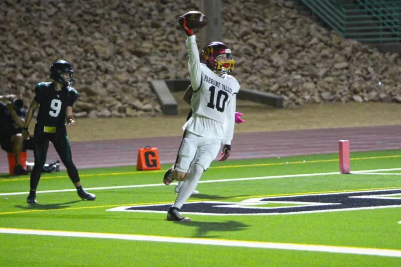 Pahrump Valley beats Virgin Valley 21--14 in football league opener