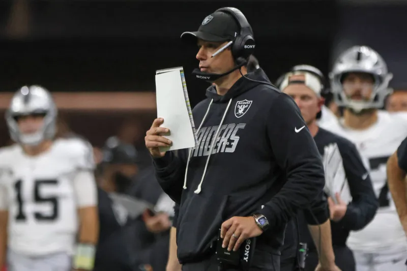 Raiders coach Klint Kubiak, quarterback Kirk Cousins address media