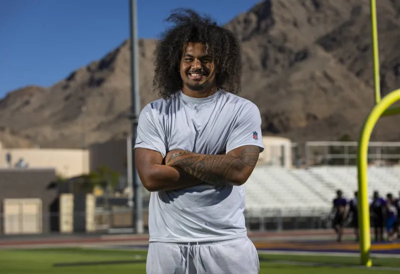 San Diego State football commit has Sunrise Mountain in hunt for title