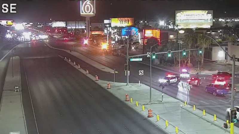 Las Vegas police investigate pedestrian critically hurt in crash near Tropicana, Koval