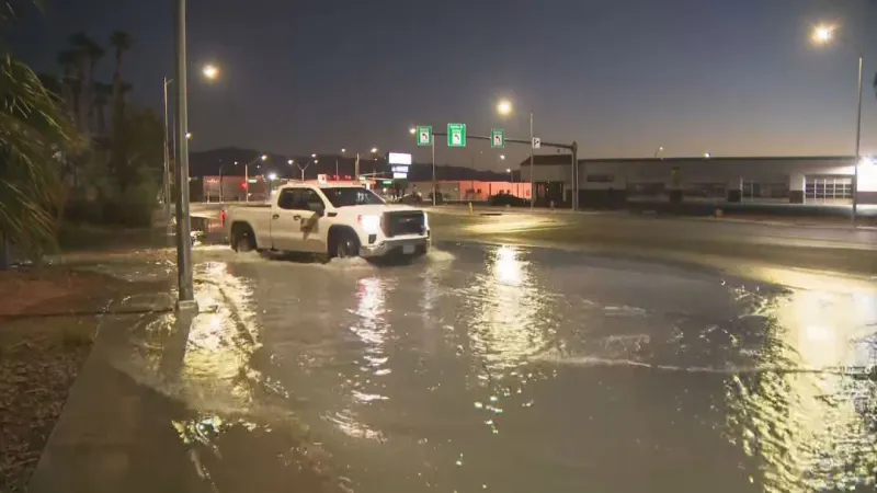 Water main break floods streets near Decatur, Rancho in Las Vegas