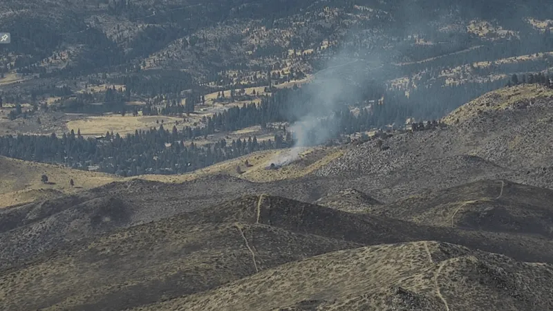 Crews respond to brush fre near Peavine Peak in Washoe County