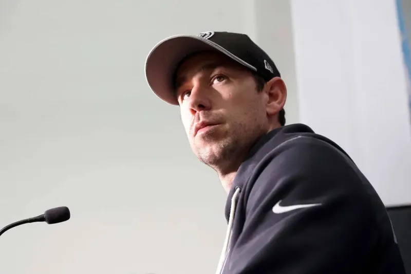 Raiders coach Klint Kubiak meets with media before Week 4 matchup with Chiefs