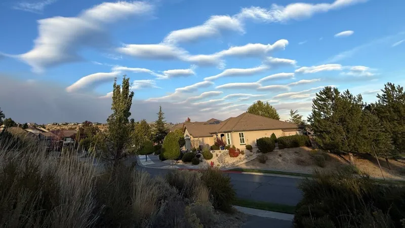 Morning patchy smoke leads into cloudy Sunday in Reno