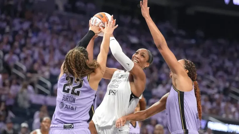 Las Vegas Aces fumble in Game 1 of WNBA Semifinals against the Valkyries, 71-60