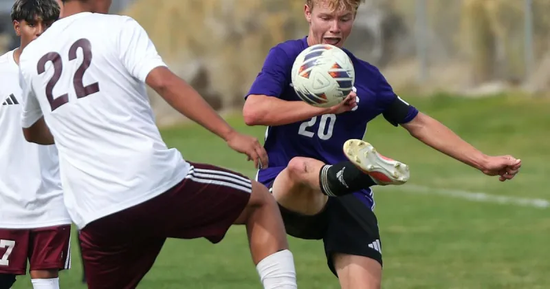 Ward, Montgomery combine for seven goals in Spring Creek rout