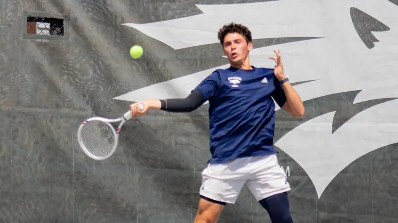 Huysmans advances to second round in singles at ITA Mountain Regional
