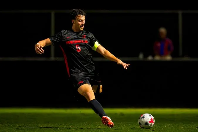 Captain Vazquez Picks Up Second Straight Mountain West Weekly Honor