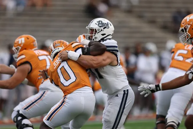 Dylan LaBarbera named to Lombardi Award Midseason Watch List