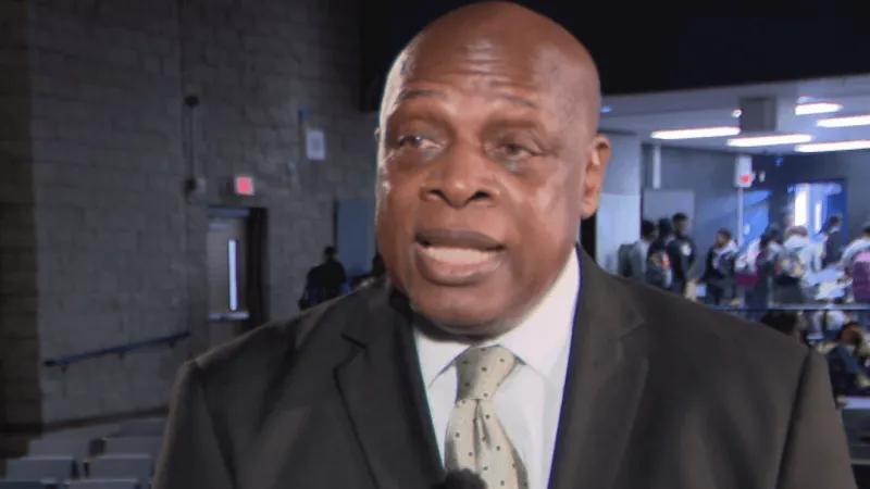 Coach Carter's Ken Carter visits Las Vegas to talk leadership and academics