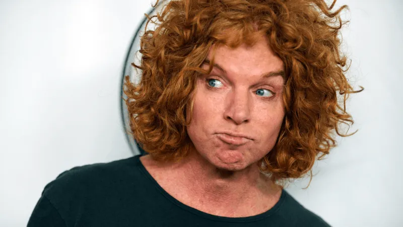 Carrot Top announces return to Luxor stage after September hospitalization
