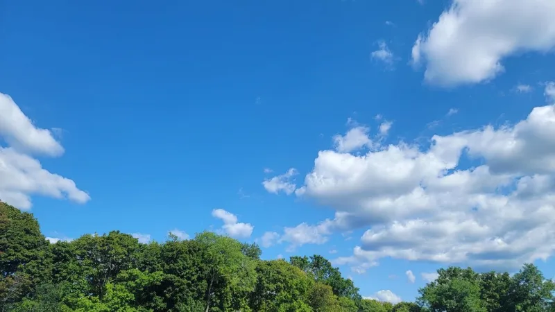 Perfect weather to continue Saturday before wildfire smoke, increasing warmth returns