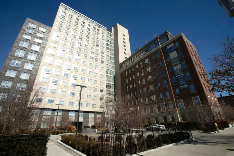 Financial woes mount at Chetrit-owned apartment complex in Queens