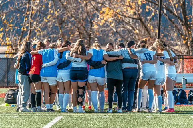 Women's Soccer Earns United Soccer Coaches College Team Academic Award