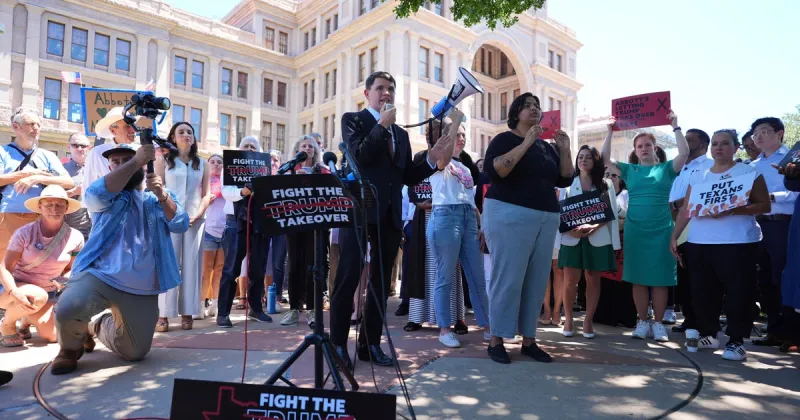 Texas Democratic legislators flee state to protest GOP redistricting plan; Republicans vote on arrest warrants