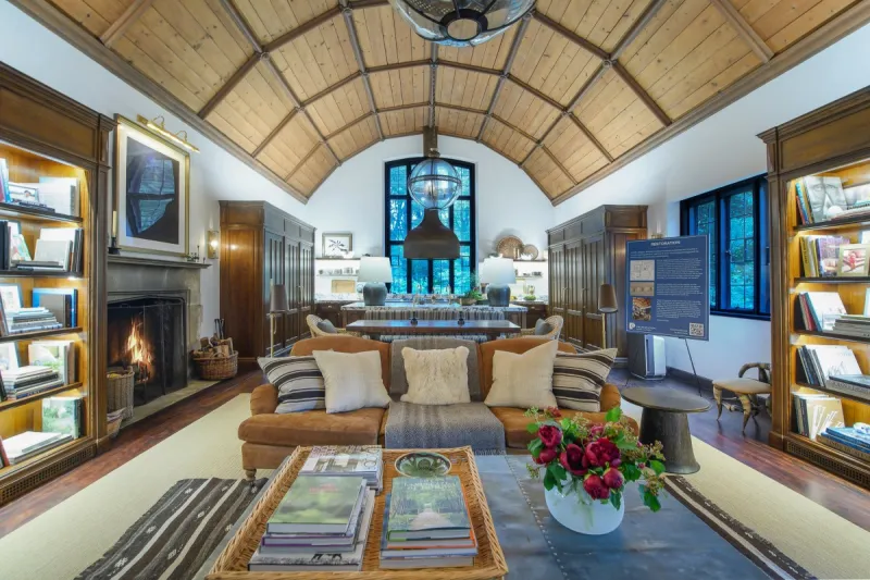 "Cocuyo" shines at Preservation Long Island's annual benefit in Locust Valley