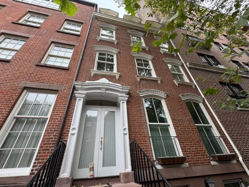 New School sells president's house for about half of what it sought