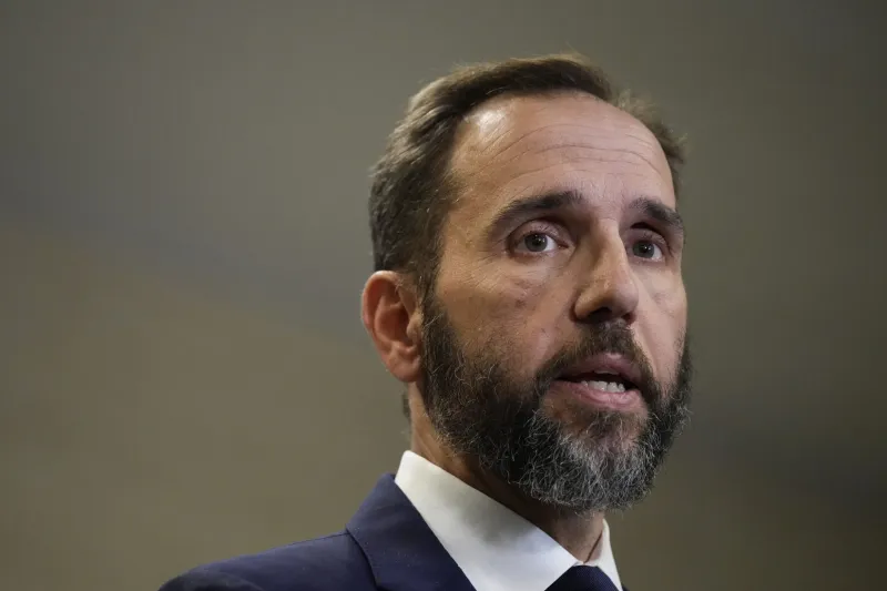 Jack Smith Faces New Legal Peril With a Hobbled Defense Team: Prosecutor Accused of 'Running Down the Clock' To Convict Trump