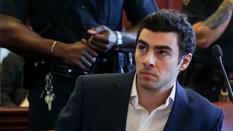 Judge orders Altoona cop to court as Mangione hopes to have backpack search tossed