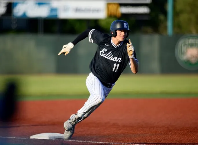 Edison falls in extra-innings heartbreaker