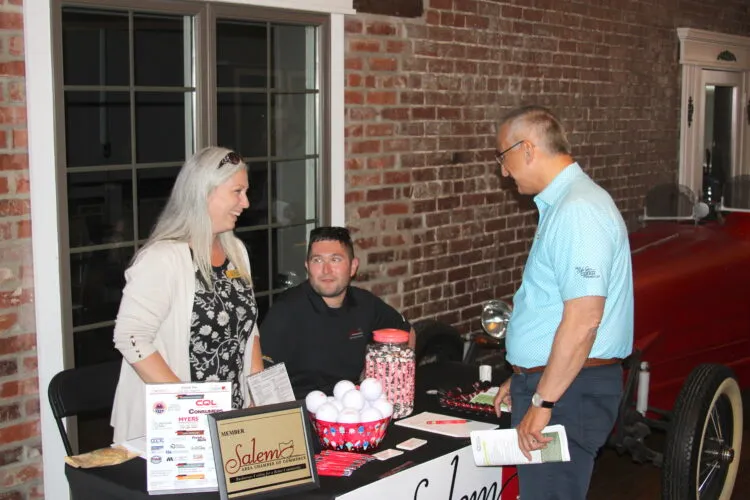 Salem chamber celebrates Home Instead