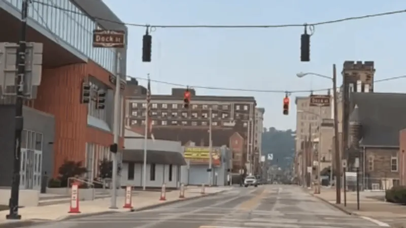Steubenville drivers face new four-way stops as city begins plan to remove traffic lights