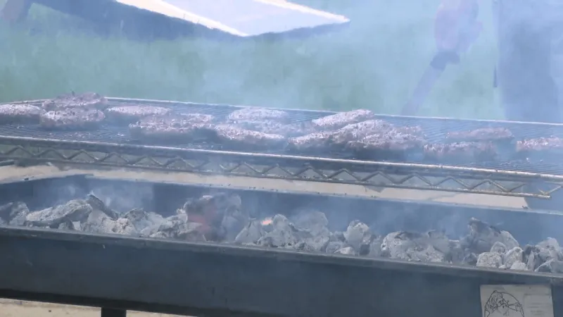 Jefferson County officials serve thank-you lunch for courthouse staff