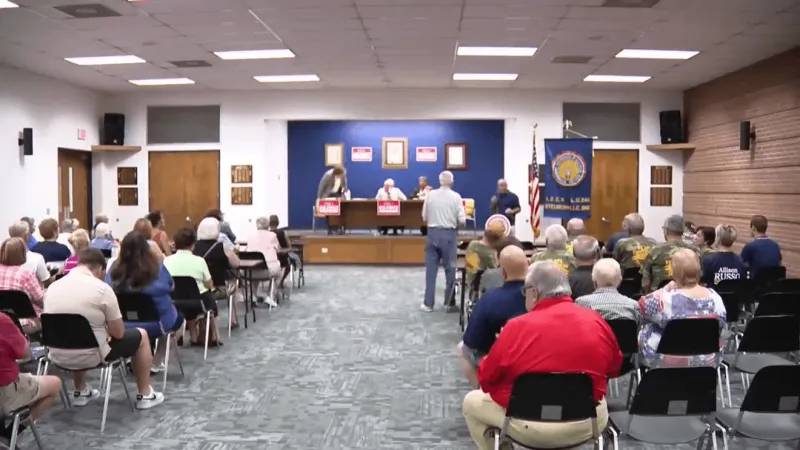 Two statewide Democrats on November ballot meet voters at IBEW Local 246 union hall