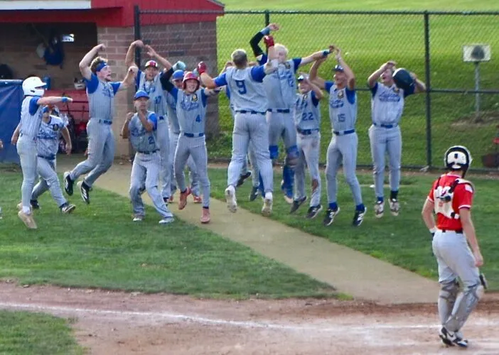 Bradford's two homers lift Bev/Low past Marietta, 8-1