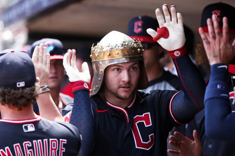 Gavin Williams, 3 HRs lift Guardians to 5-2 win vs. Twins