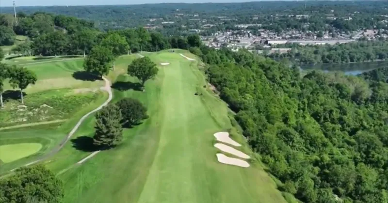 The 15th hole at the Longue Vue Club doesn't allow much room for error | The Elite 18