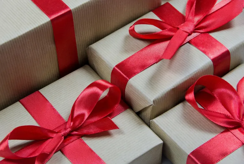 5 Last-Minute Birthday Gifts That Feel Personal