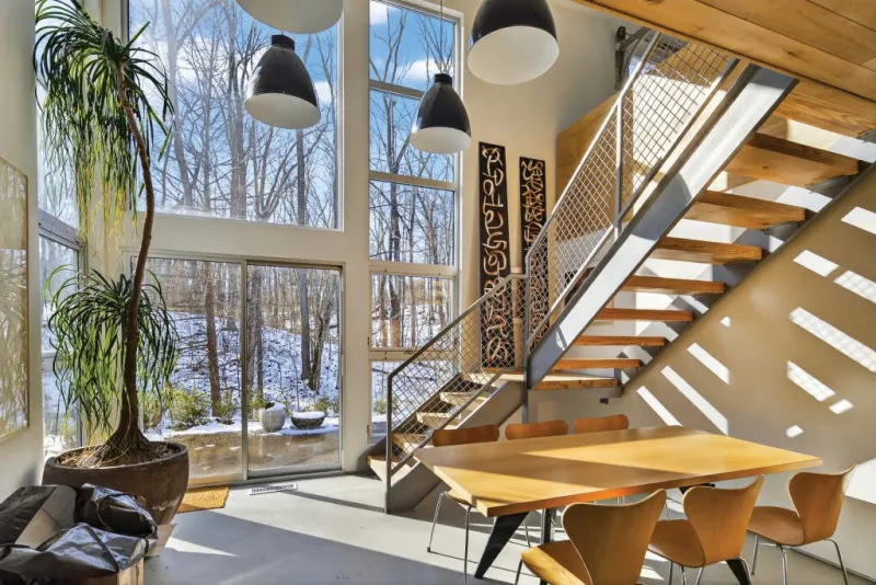 A Ranch Hideaway in Indian Hill