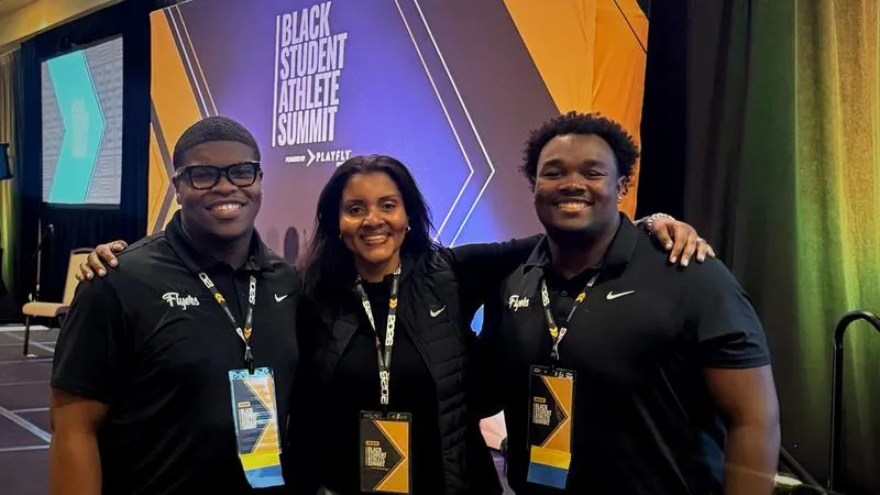 Flyers Gain Valuable Experience At BSA Summit
