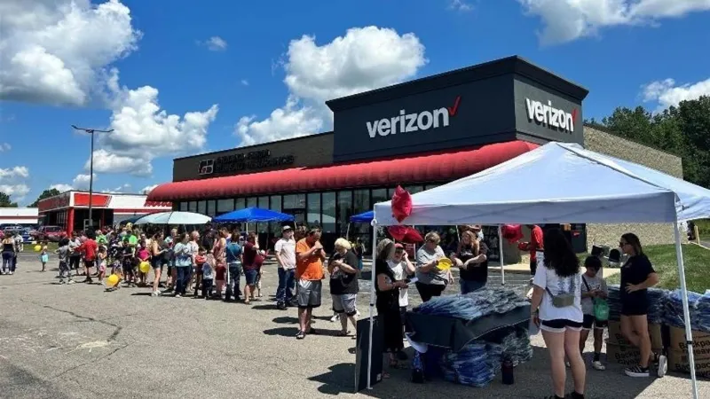 Local Verizon stores to participate in $3M free backpack giveaway Sunday