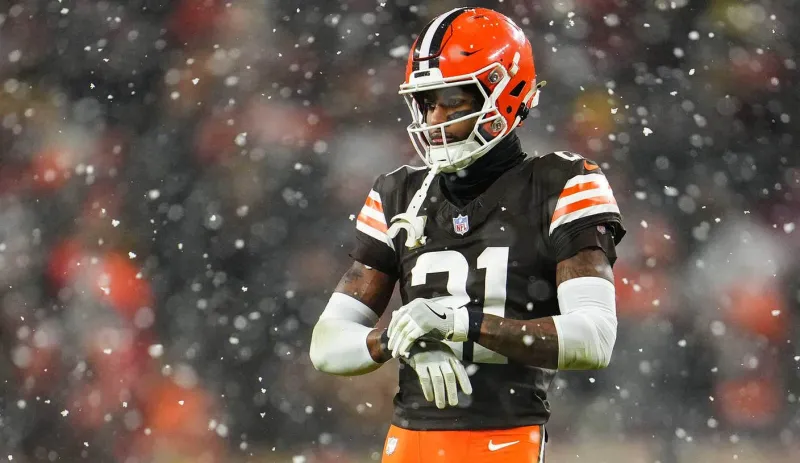 Browns' Denzel Ward Now NFL's Highest-Paid CB With $62.2 Million Extension